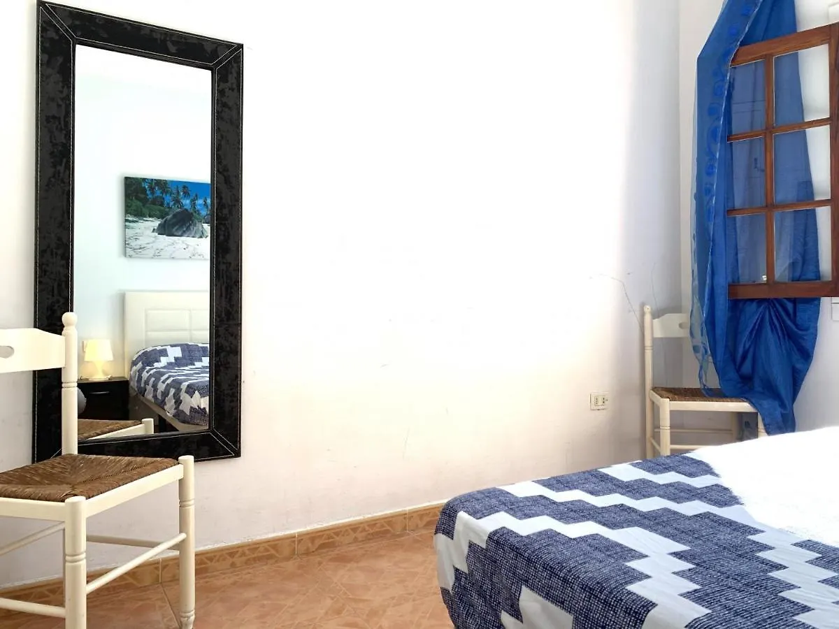 Two Bedroom Apartment In Los Cristianos Colina II 0*, Los Cristianos (Tenerife)