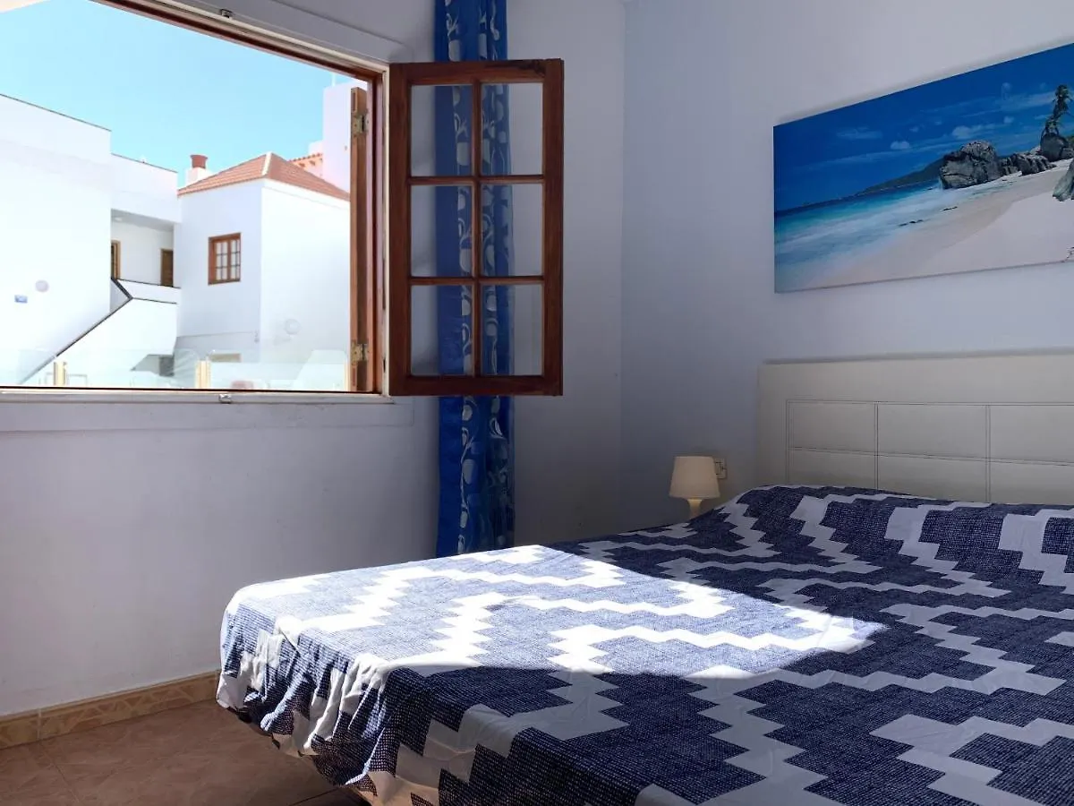 Two Bedroom Apartment In Los Cristianos Colina II