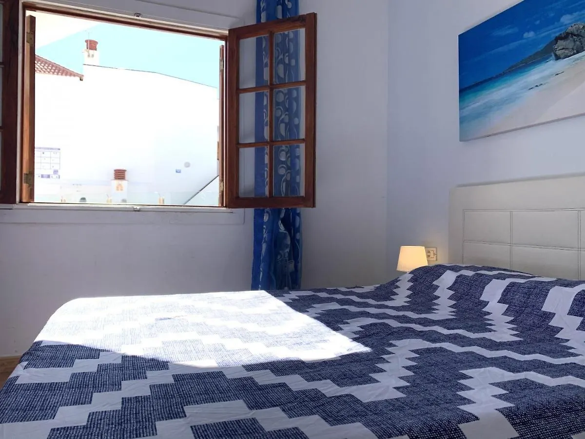 Two Bedroom Apartment In Los Cristianos Colina II
